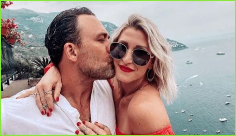 Ana Bogdan Height, Weight, Net Worth, Age, Birthday, Wikipedia, Who, Nationality, Biography